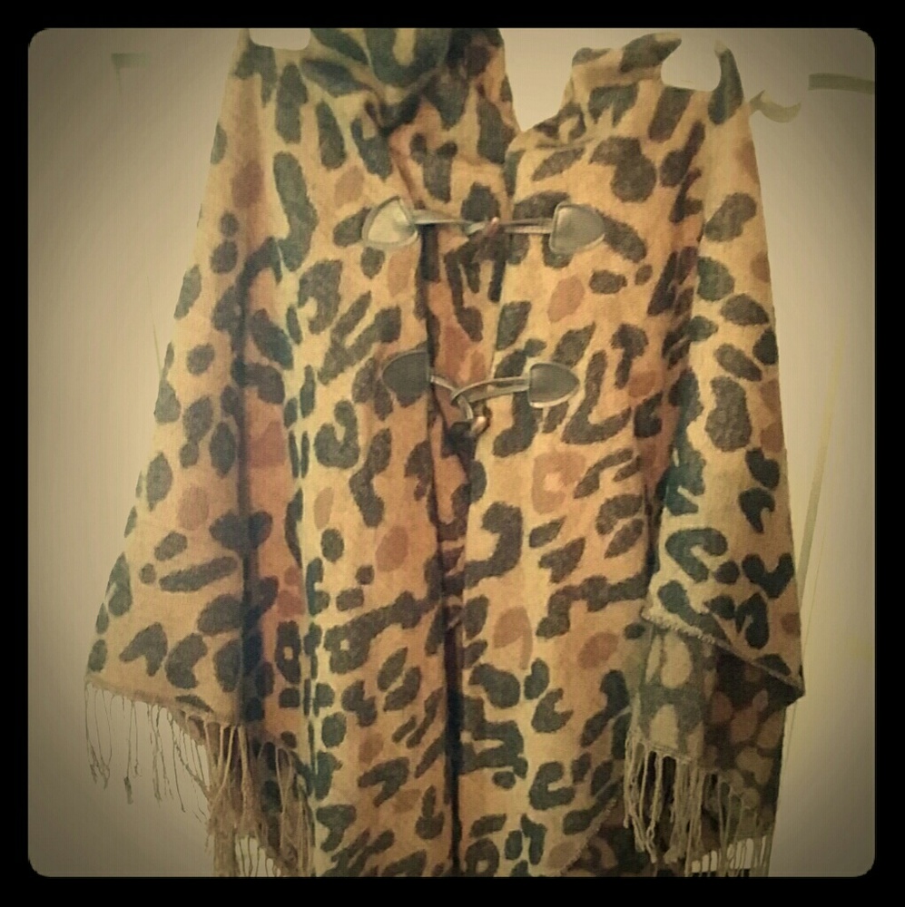 Cheetah Poncho